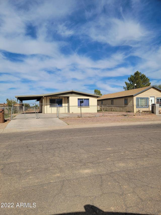 512 W 1st St., Eloy, AZ 85131