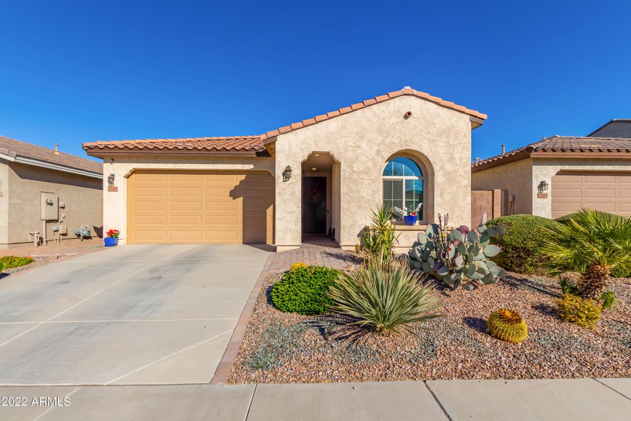 12238 W Briles Rd., Peoria, AZ 85383