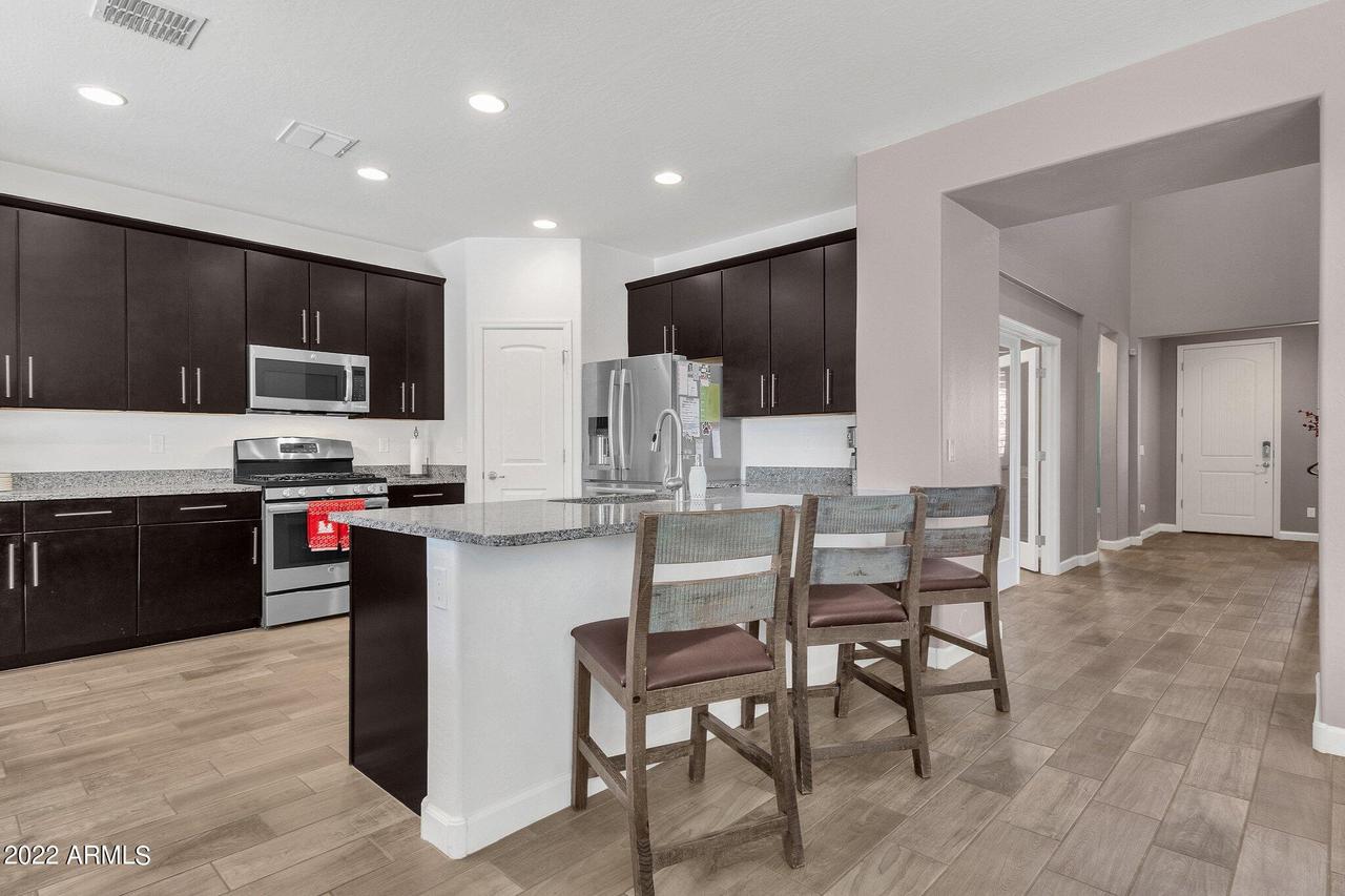 19281 E Canary Way, Queen Creek, AZ 85142