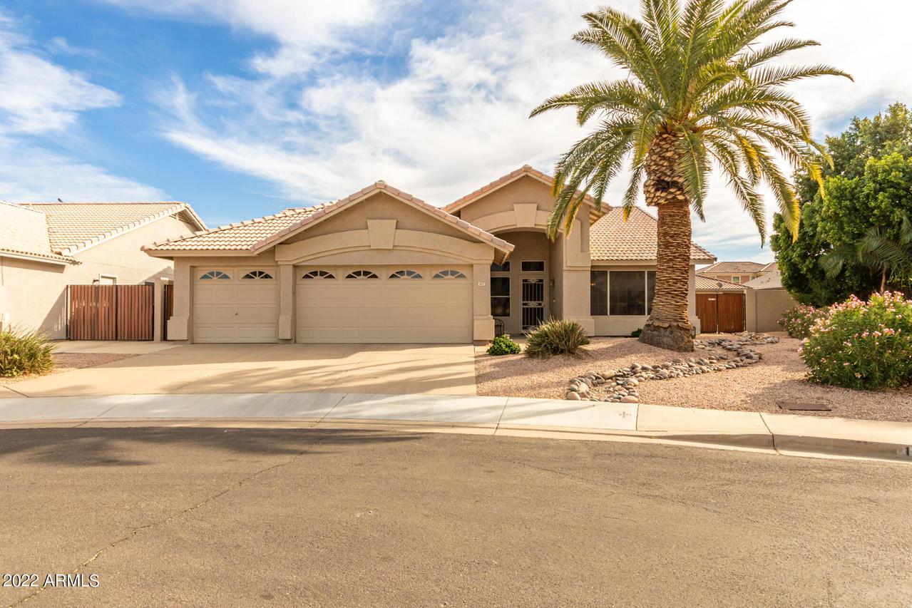 1117 S Rowen Ave., Mesa, AZ 85208