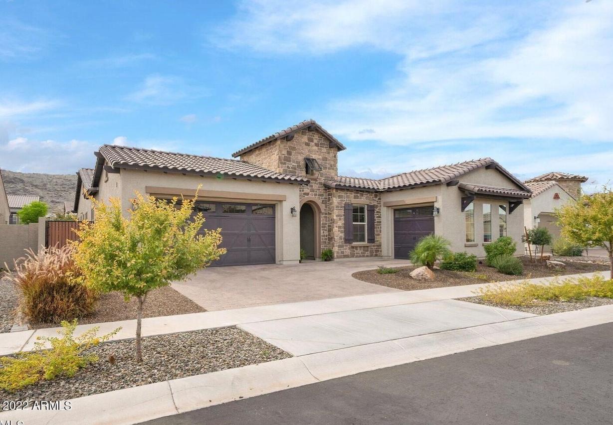 3111 E Gary Way, Phoenix, AZ 85042