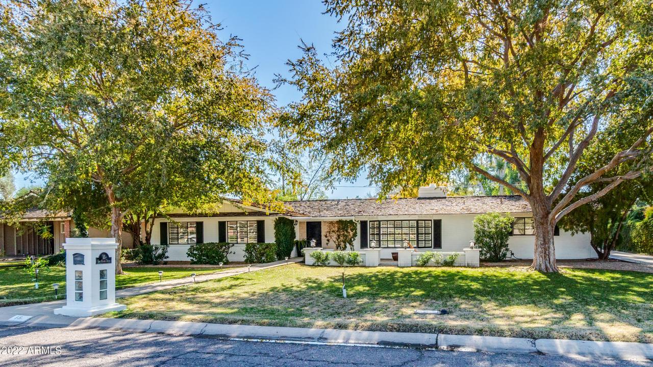 15 E Kaler Dr., Phoenix, AZ 85020