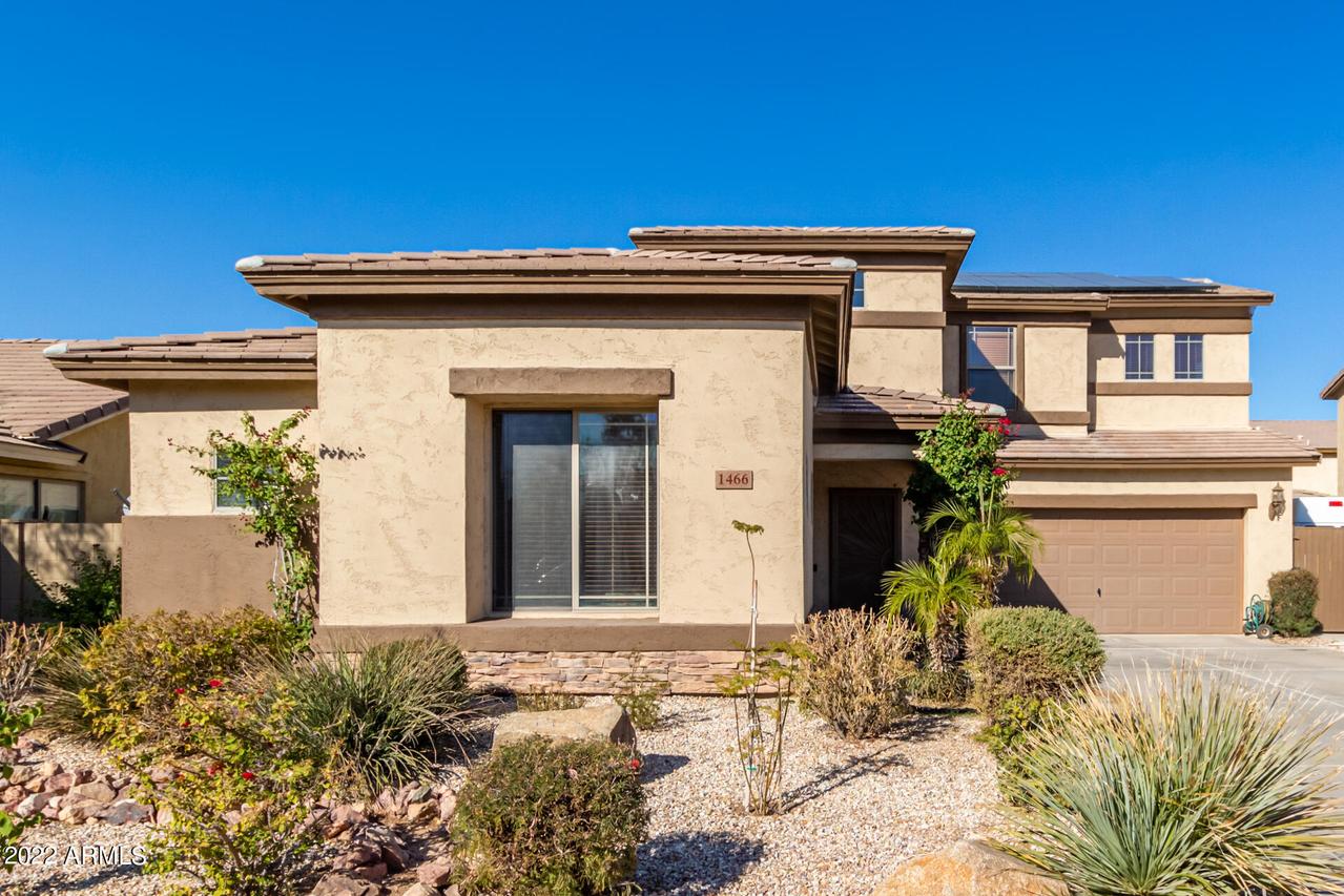 1466 E Douglas St., Casa Grande, AZ 85122