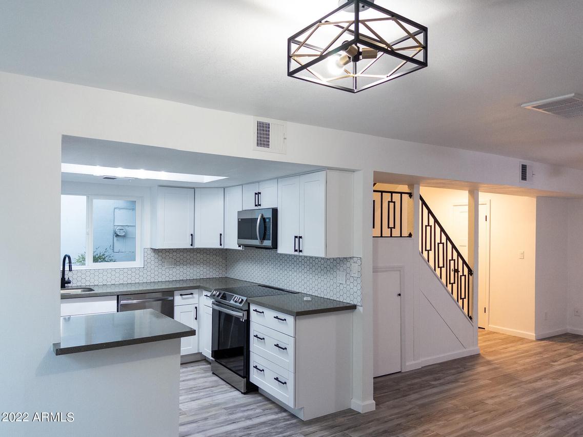 8588 E Indian School Rd. #D, Scottsdale, AZ 85251