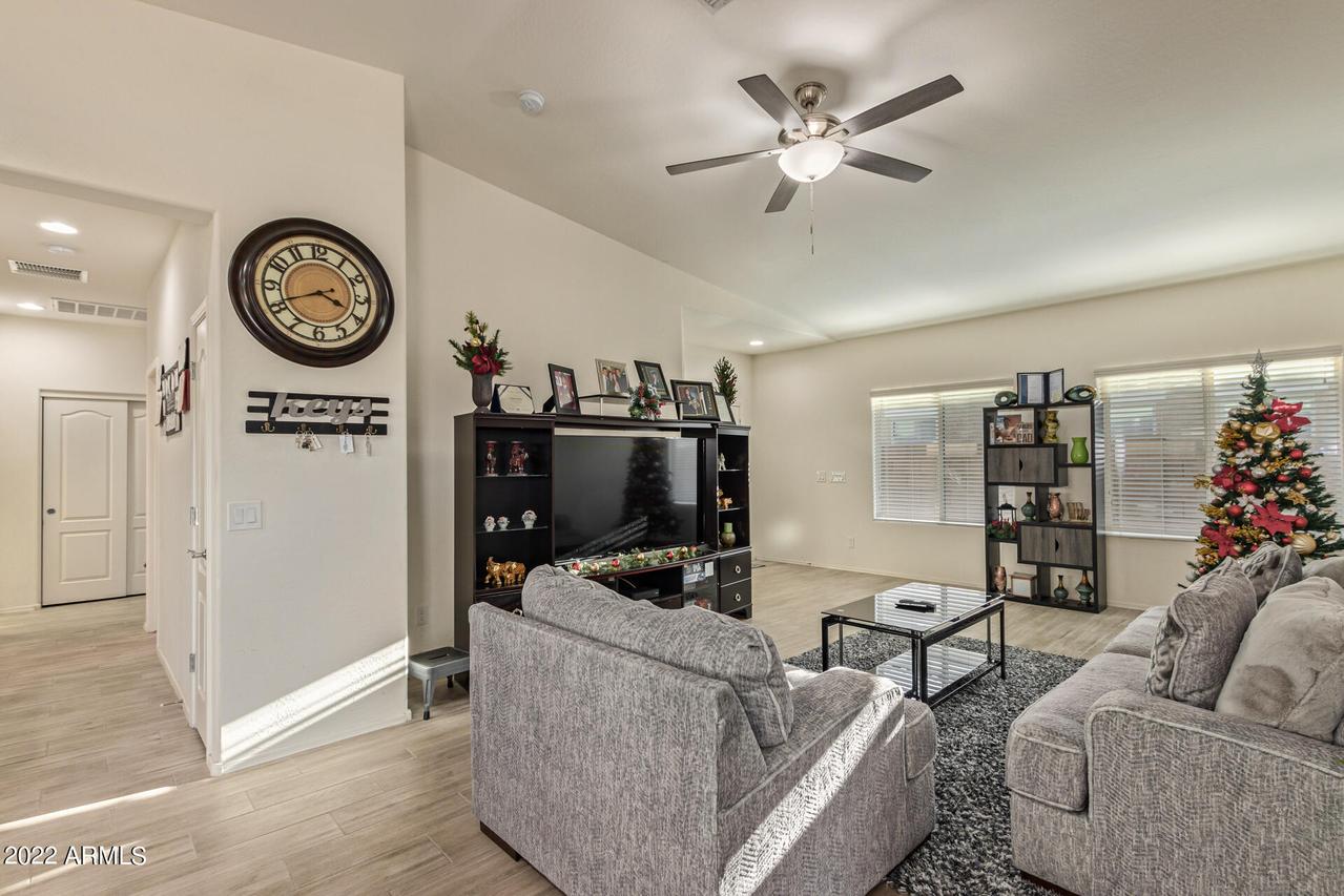 7310 S Acorn Dr., Gilbert, AZ 85298