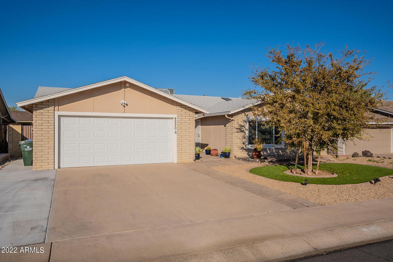4220 E Zia St., Phoenix, AZ 85044