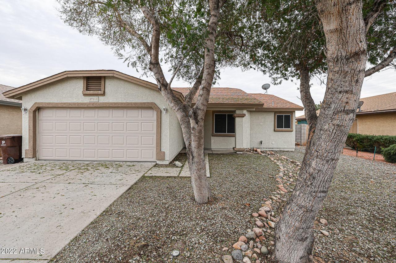 8721 W Jefferson St., Peoria, AZ 85345