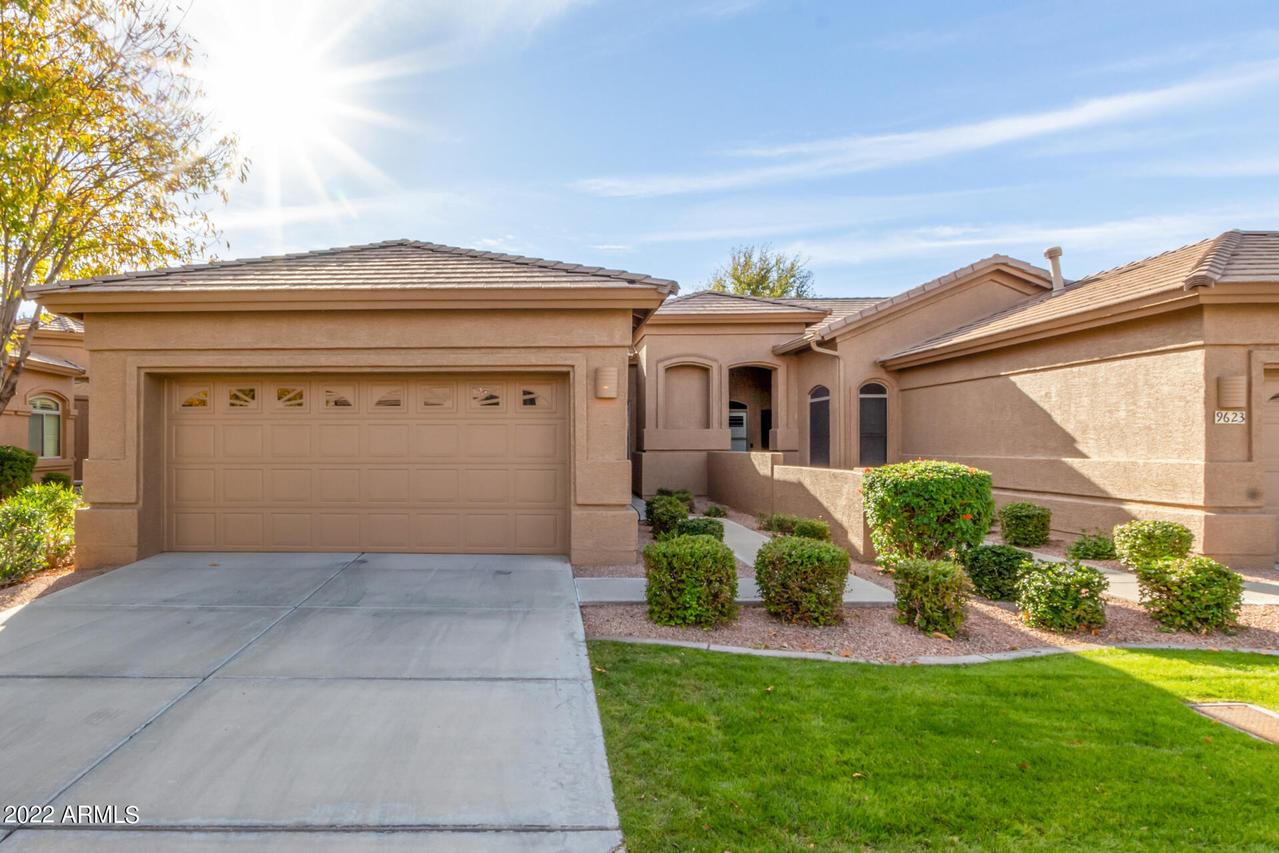 9625 E Champagne Dr., Sun Lakes, AZ 85248