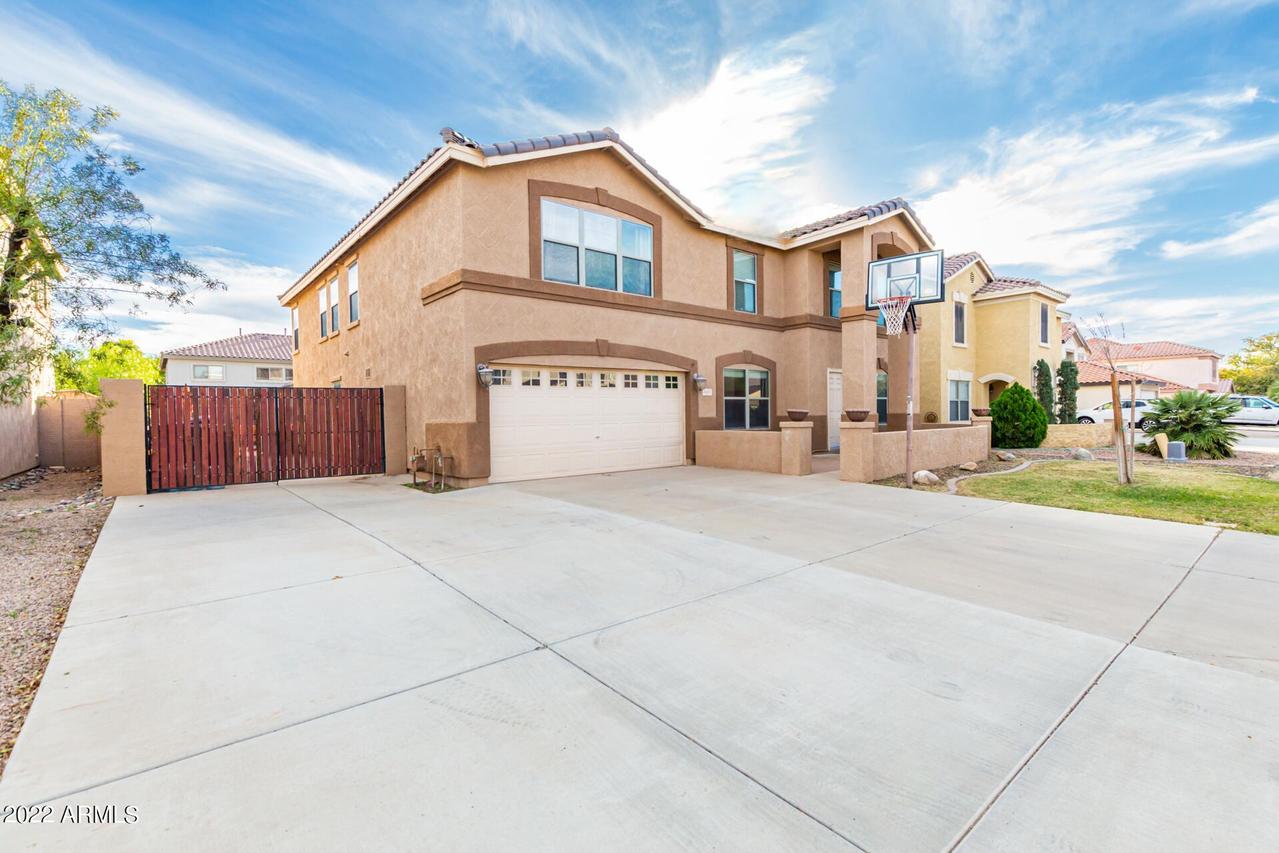 3455 E Longhorn Dr., Gilbert, AZ 85236
