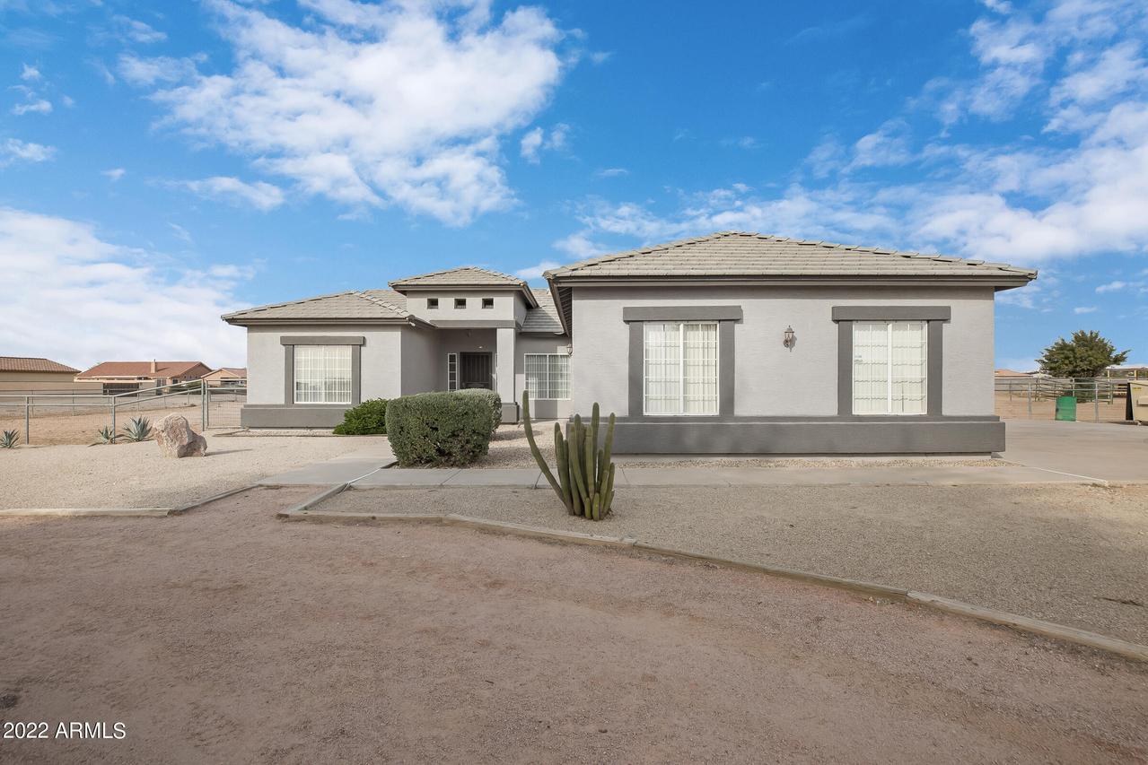 4140 E Ascot Dr., San Tan Valley, AZ 85140