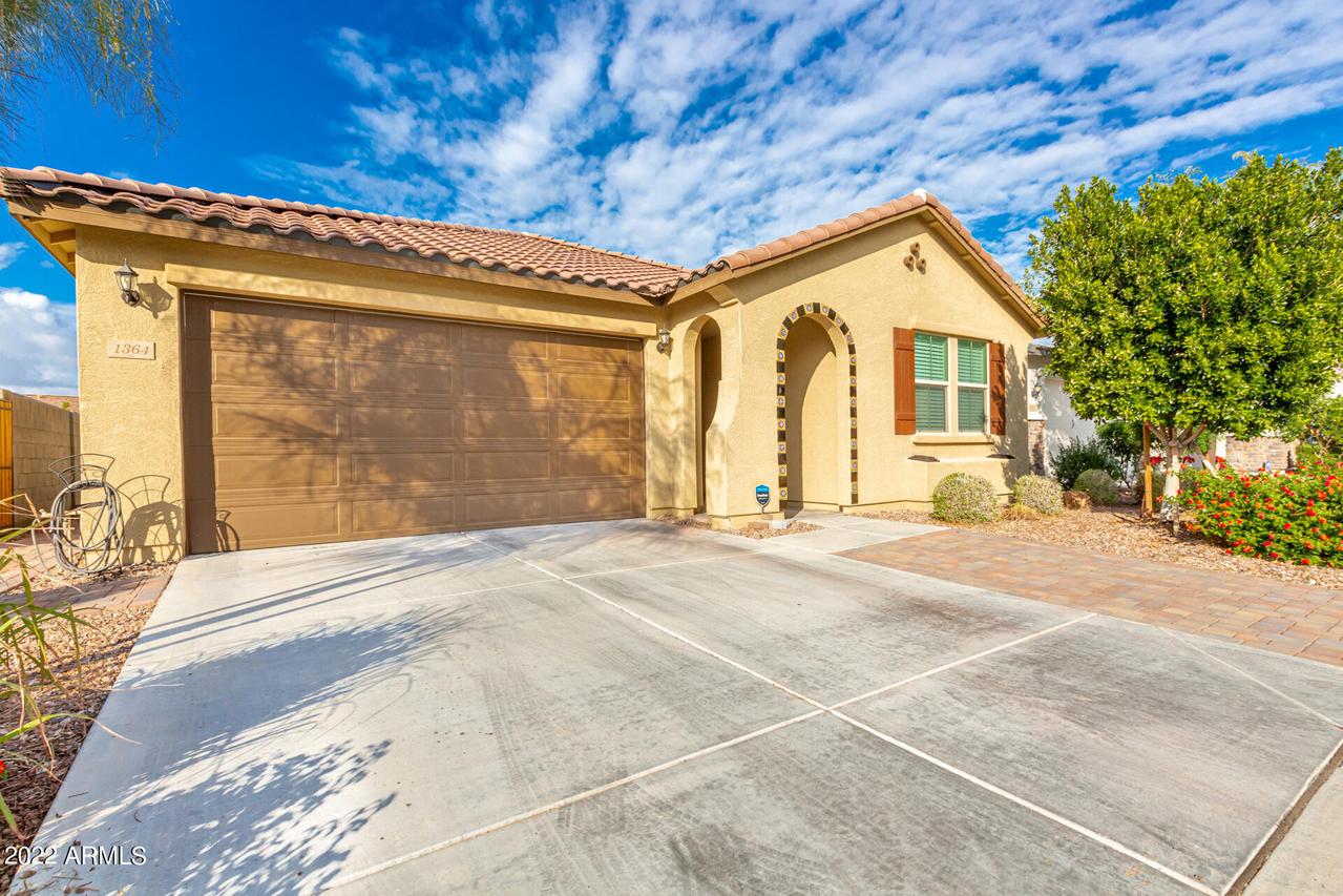 1364 N Claiborne, Mesa, AZ 85205
