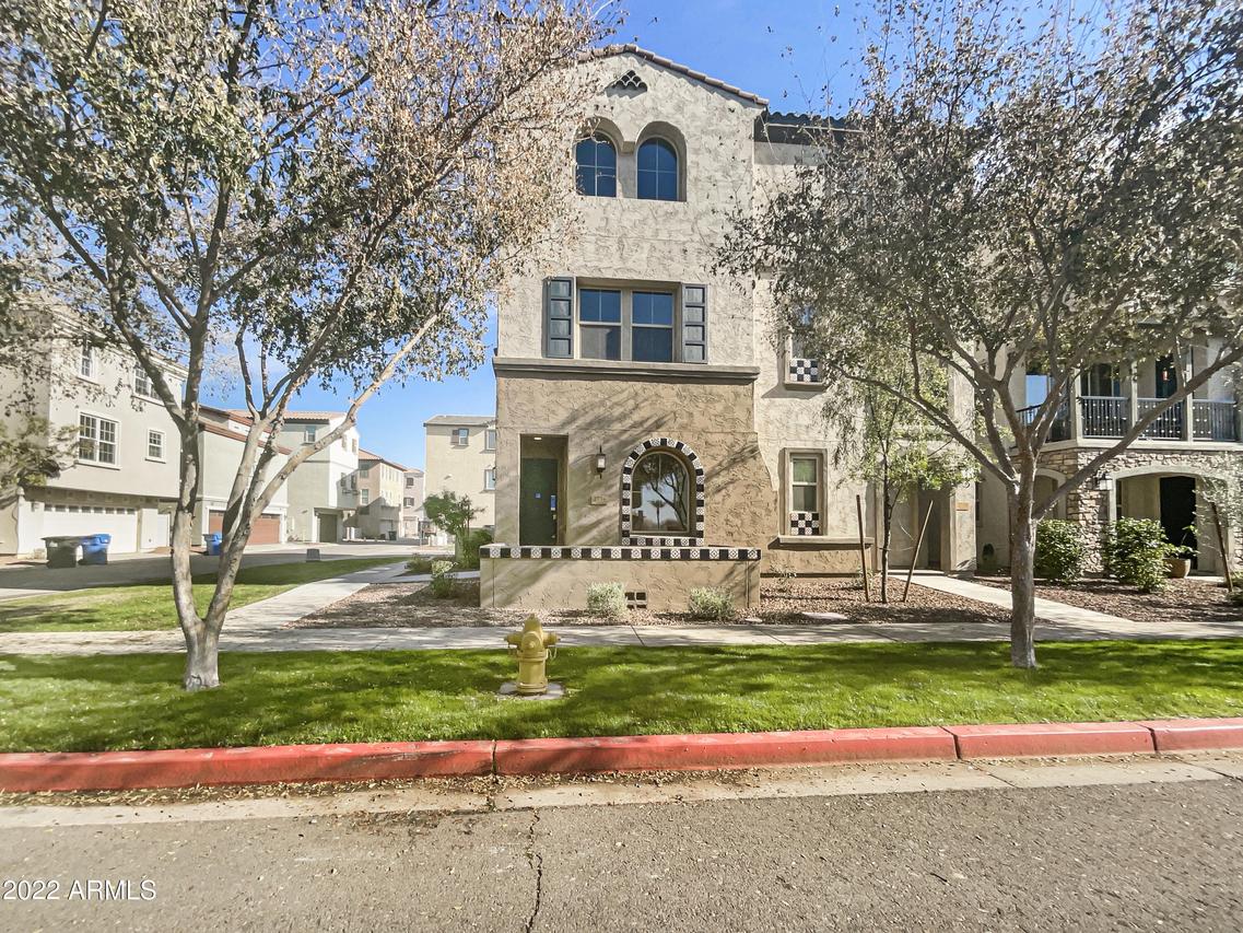 2736 S Harmony Ave., Gilbert, AZ 85295