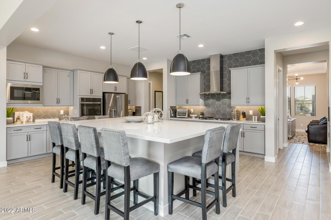 22895 E Via De Olivos, Queen Creek, AZ 85142