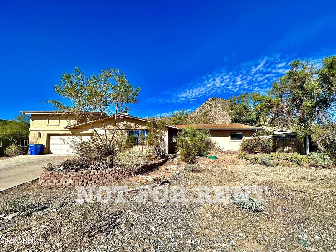 13028 N Victor Hugo Ave., Phoenix, AZ 85032