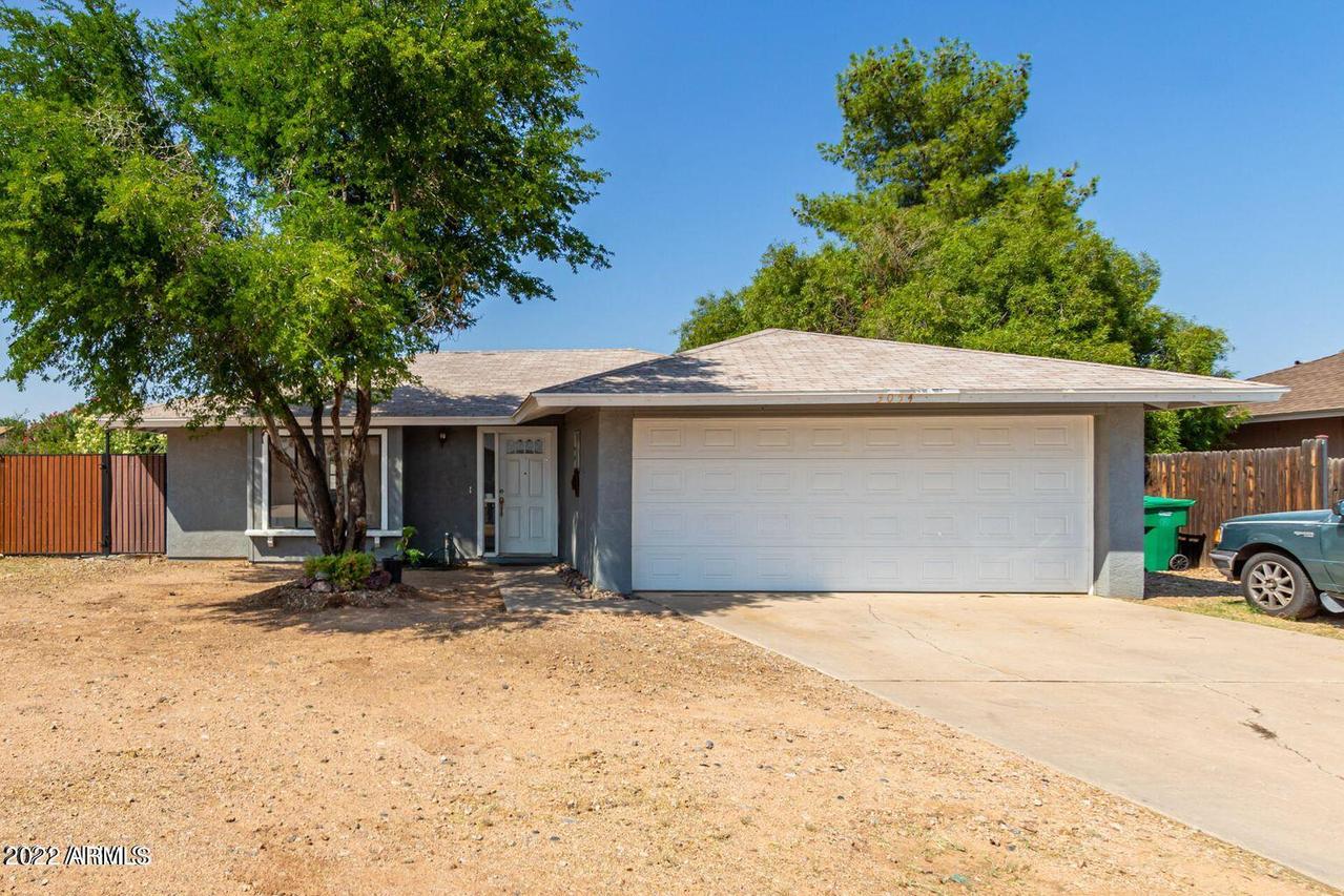 3054 E Pueblo Ave., Mesa, AZ 85204