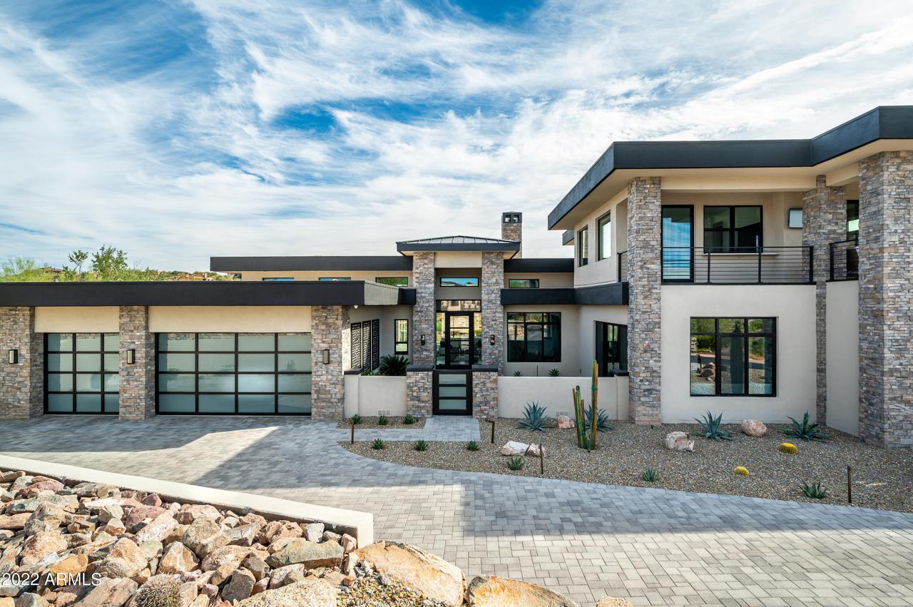 9711 N Palisades Blvd., Fountain Hills, AZ 85268