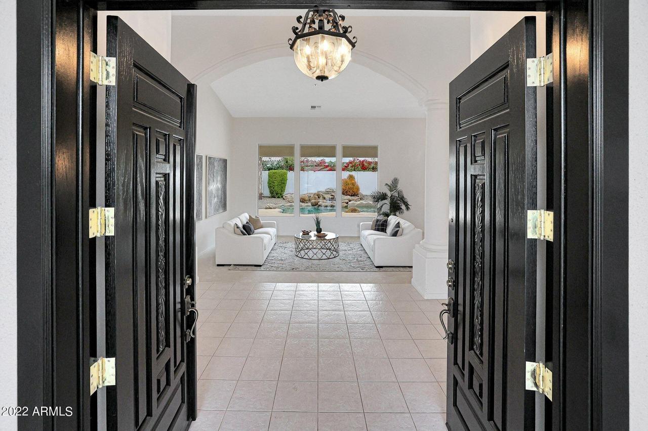 9442 E Shangri La Rd., Scottsdale, AZ 85260