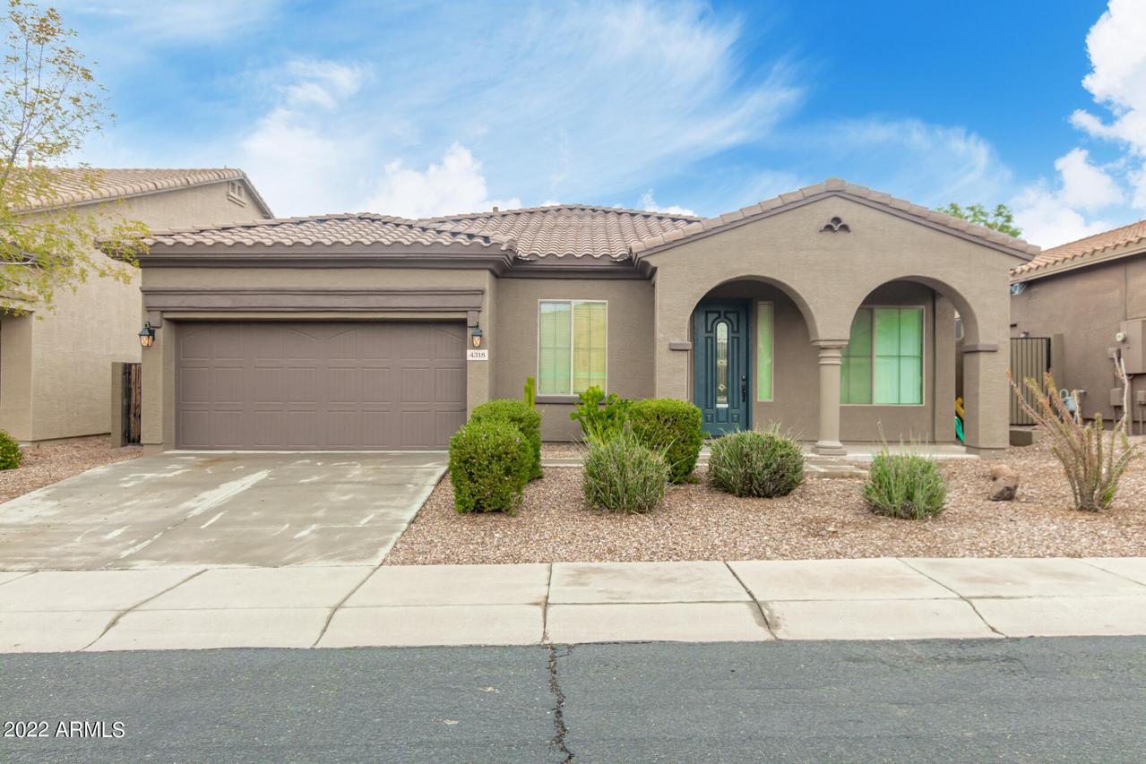 4318 W Aracely Dr., New River, AZ 85087