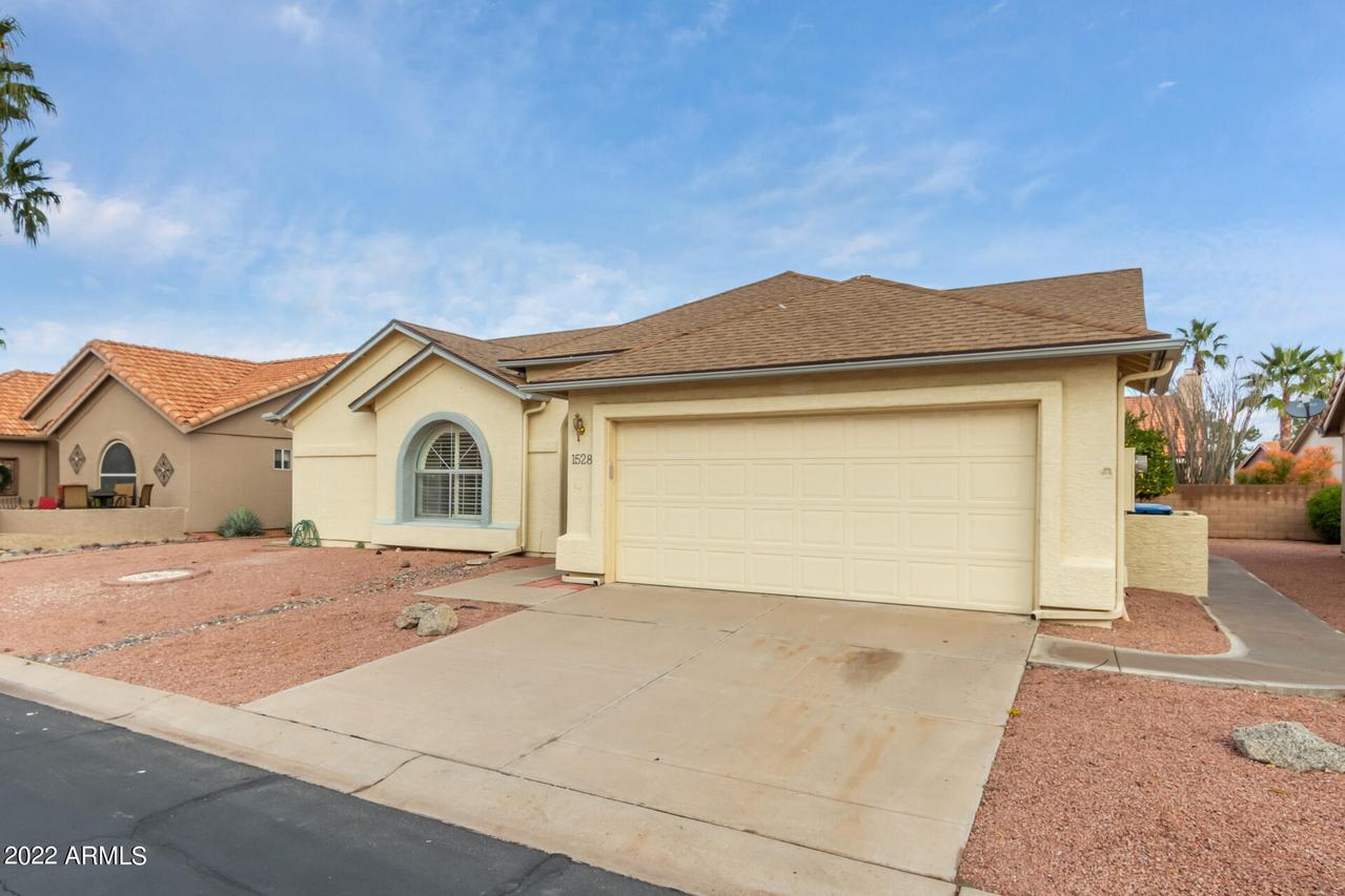 1528 E Indian Wells Dr., Chandler, AZ 85249