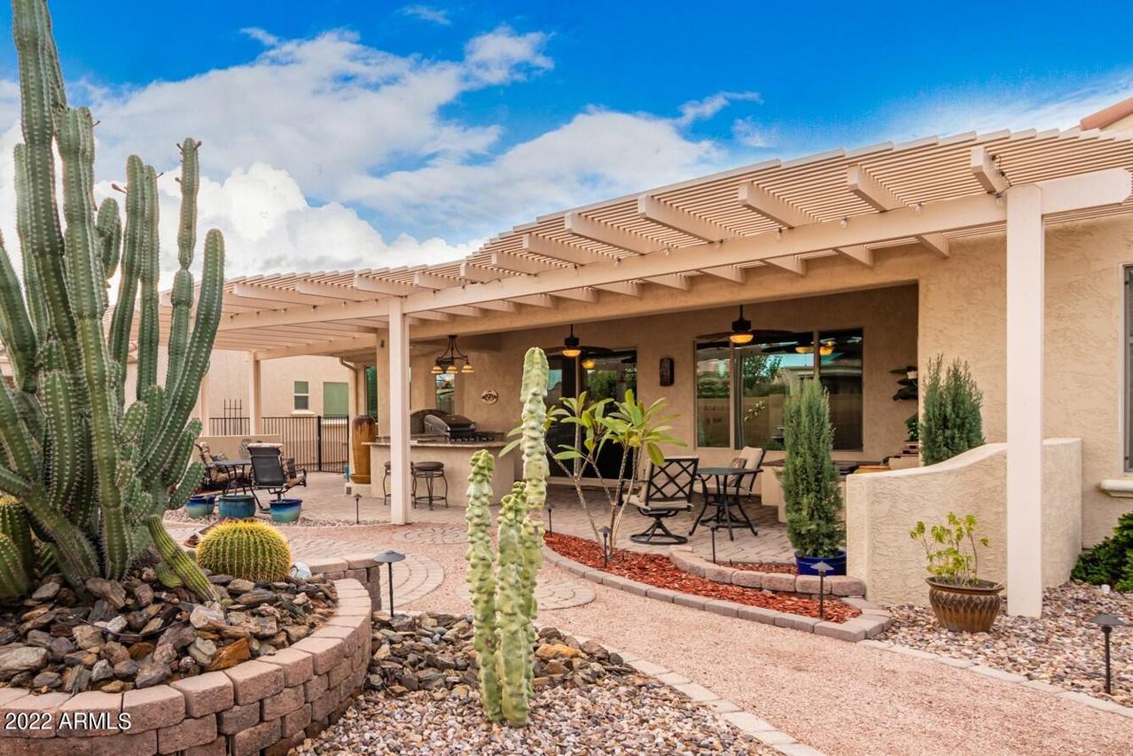 7527 W Patriot Way, Florence, AZ 85132