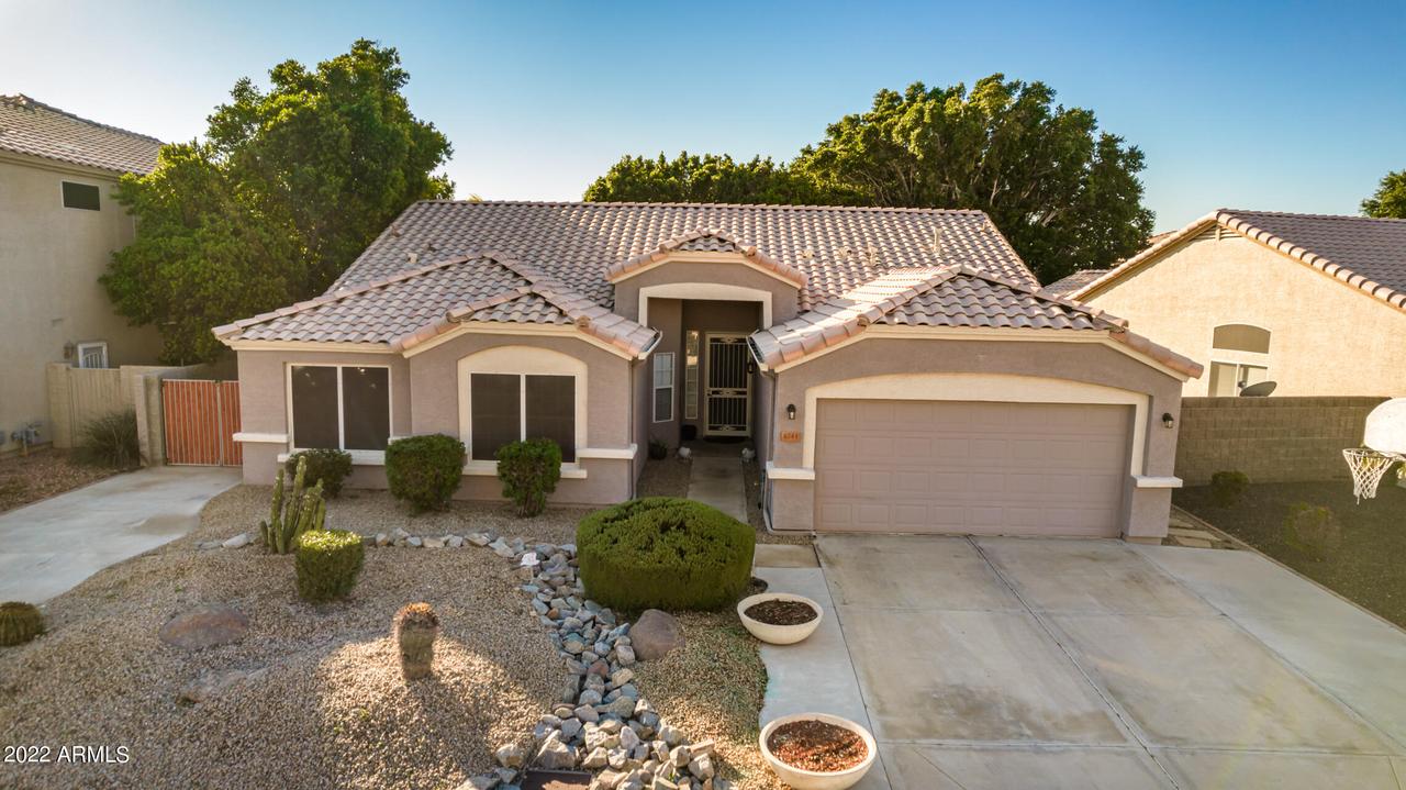 6741 W Wahalla Ln., Glendale, AZ 85308