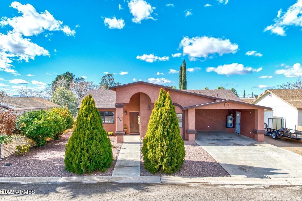 606 N Elizabeth Ave., Douglas, AZ 85607