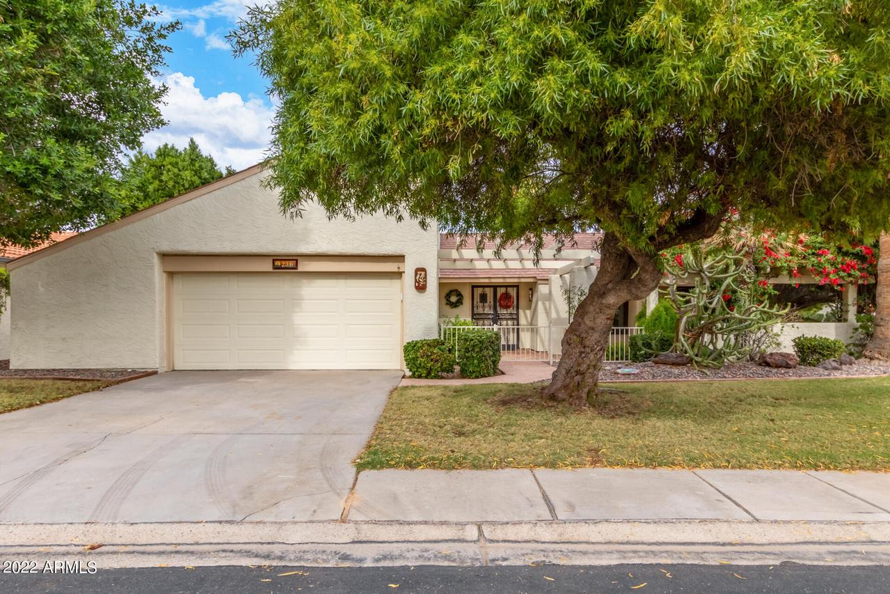 236 Leisure World, Mesa, AZ 85206