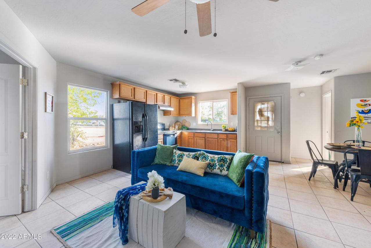 2840 W Madison St., Phoenix, AZ 85009