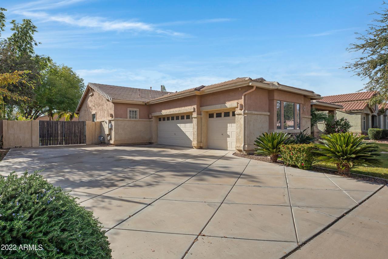 18743 E Pine Valley Dr., Queen Creek, AZ 85242