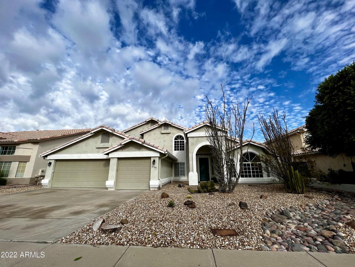 5746 W Mariposa Grande Ln., Glendale, AZ 85310