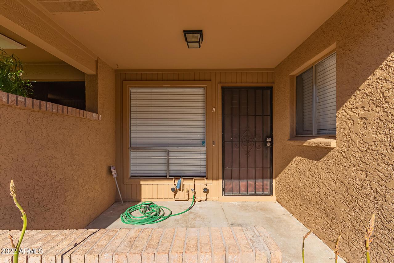 409 W Yukon Dr. #5, Phoenix, AZ 85027
