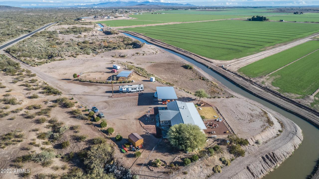 15905 S Old Us Highway 80, Arlington, AZ 85322