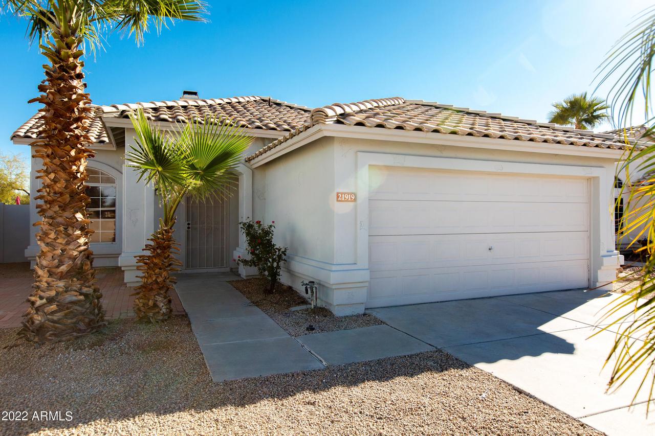 21919 N 74th Dr., Glendale, AZ 85310