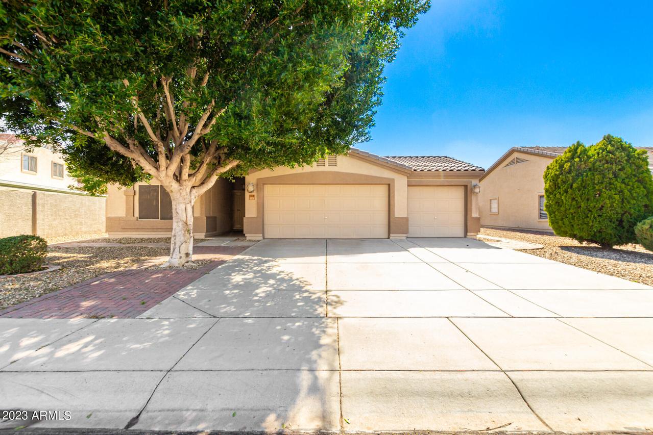 8569 W Keim Dr., Glendale, AZ 85305