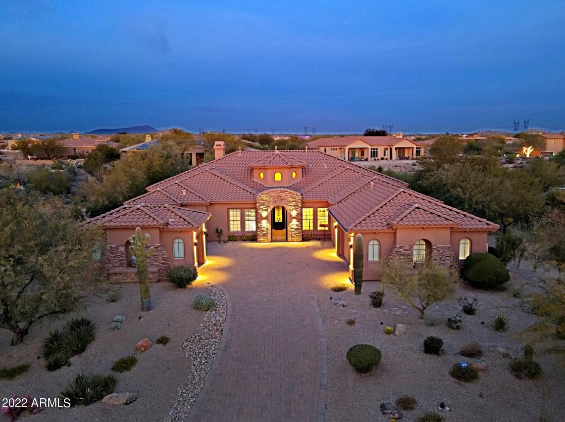 10904 E Via Cortana Rd., Scottsdale, AZ 85262