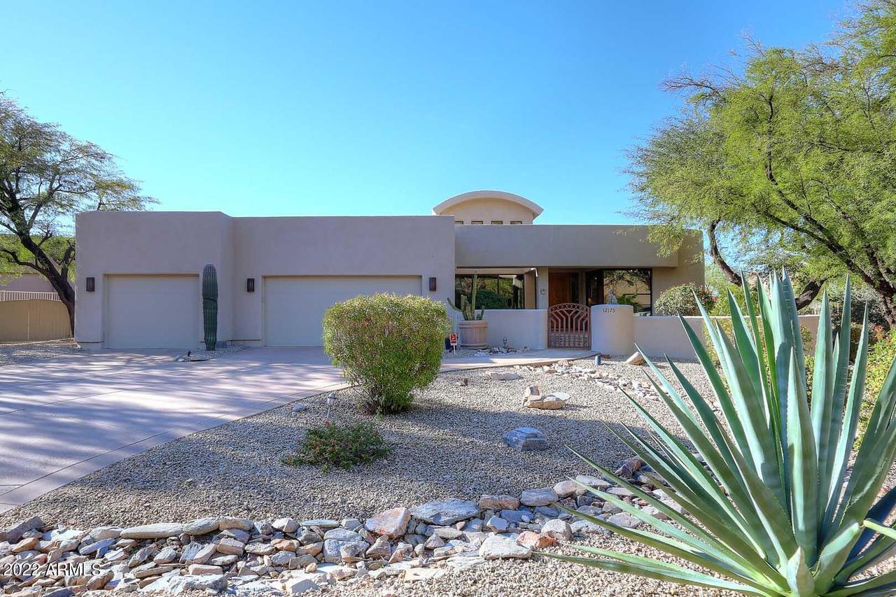 12175 E Columbine Dr., Scottsdale, AZ 85259