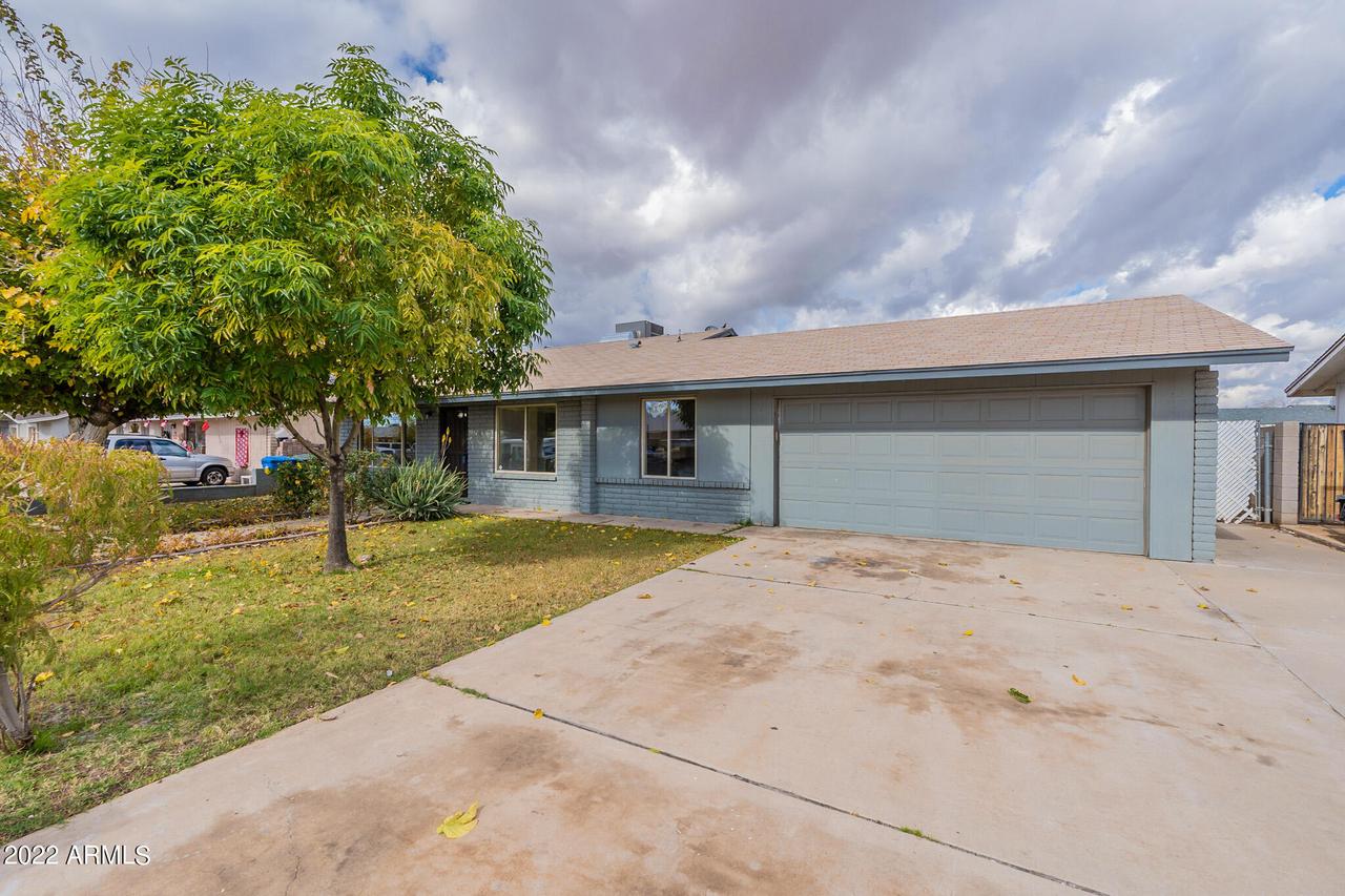 9014 W Montecito Ave., Phoenix, AZ 85037