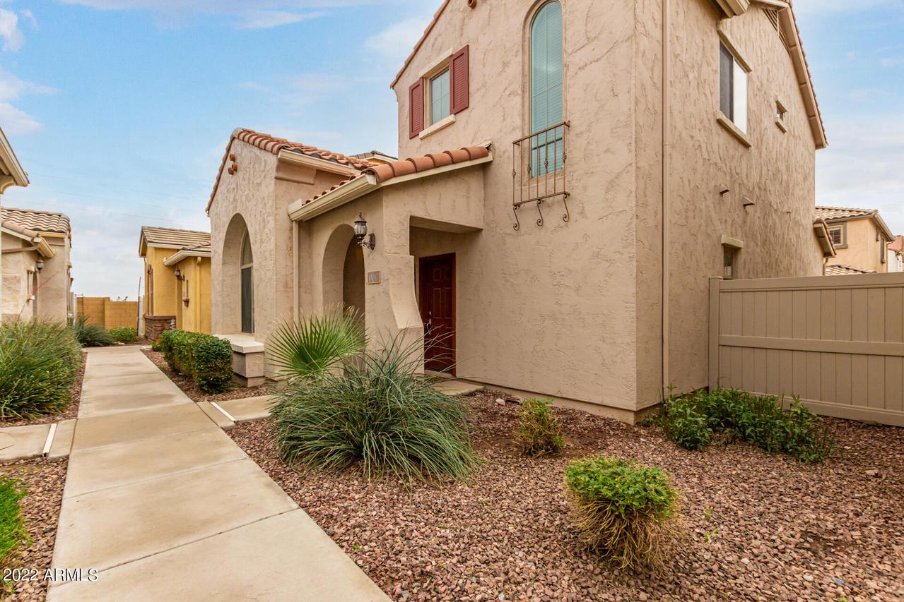 16017 N 19th Dr., Phoenix, AZ 85023