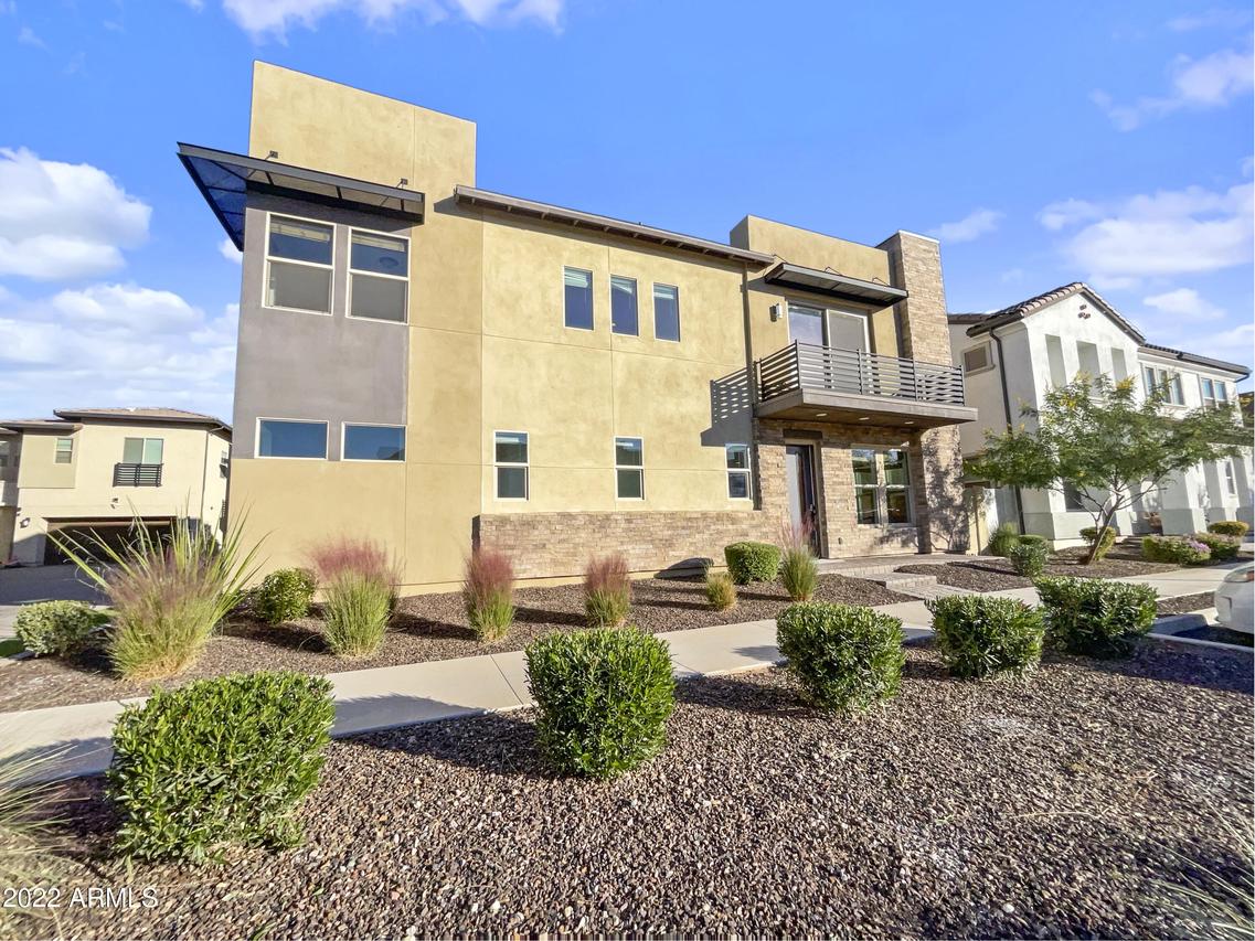 1951 S Follett Way, Gilbert, AZ 85295