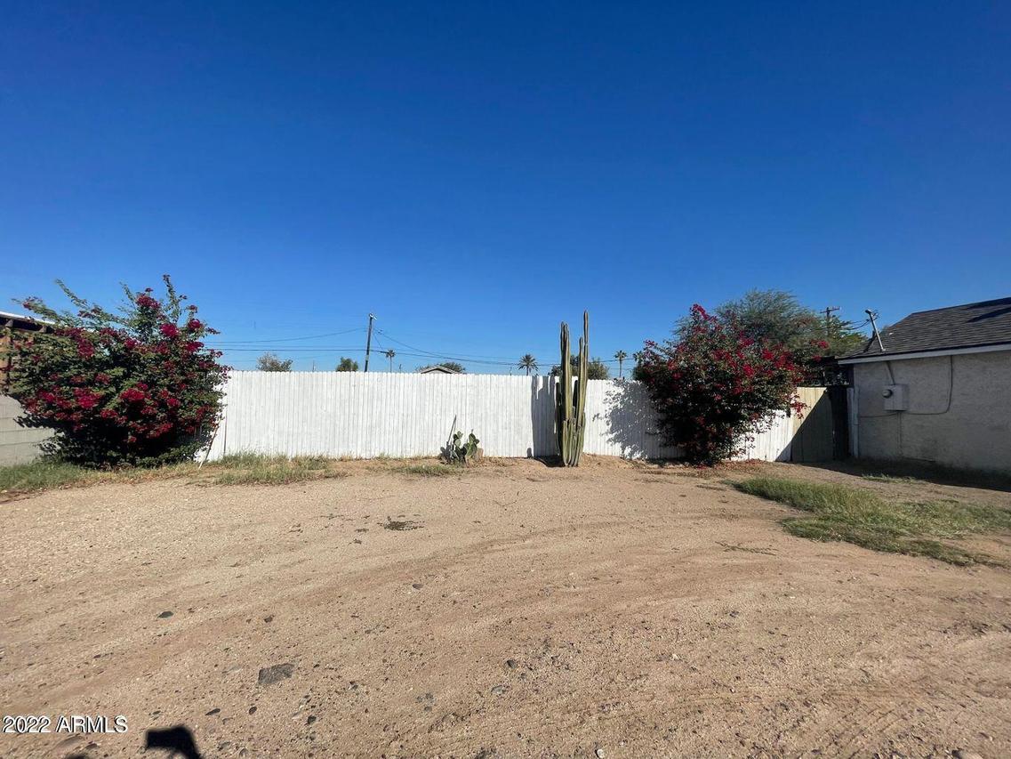 3742 W Roosevelt St. #22, Phoenix, AZ 85009