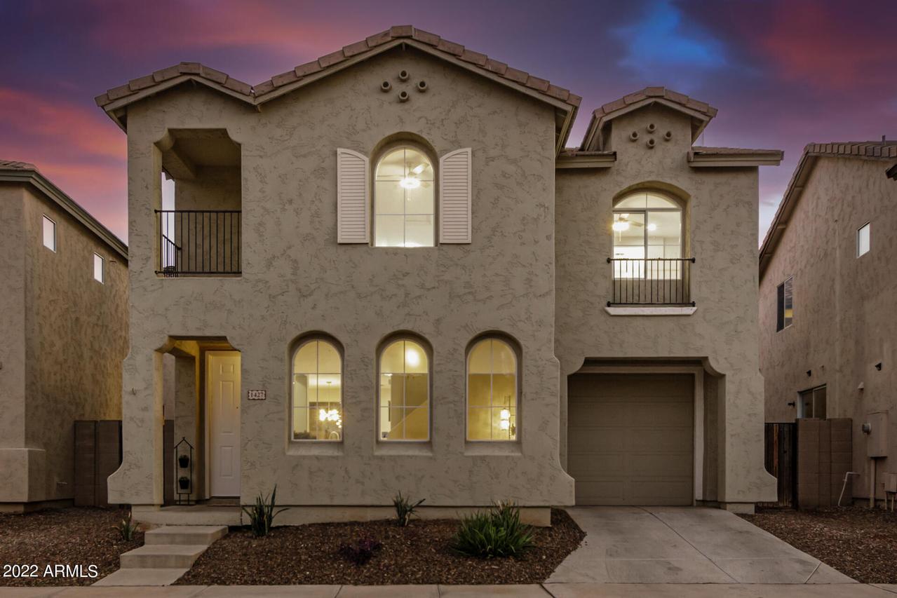 1427 E Romley Ave., Phoenix, AZ 85040