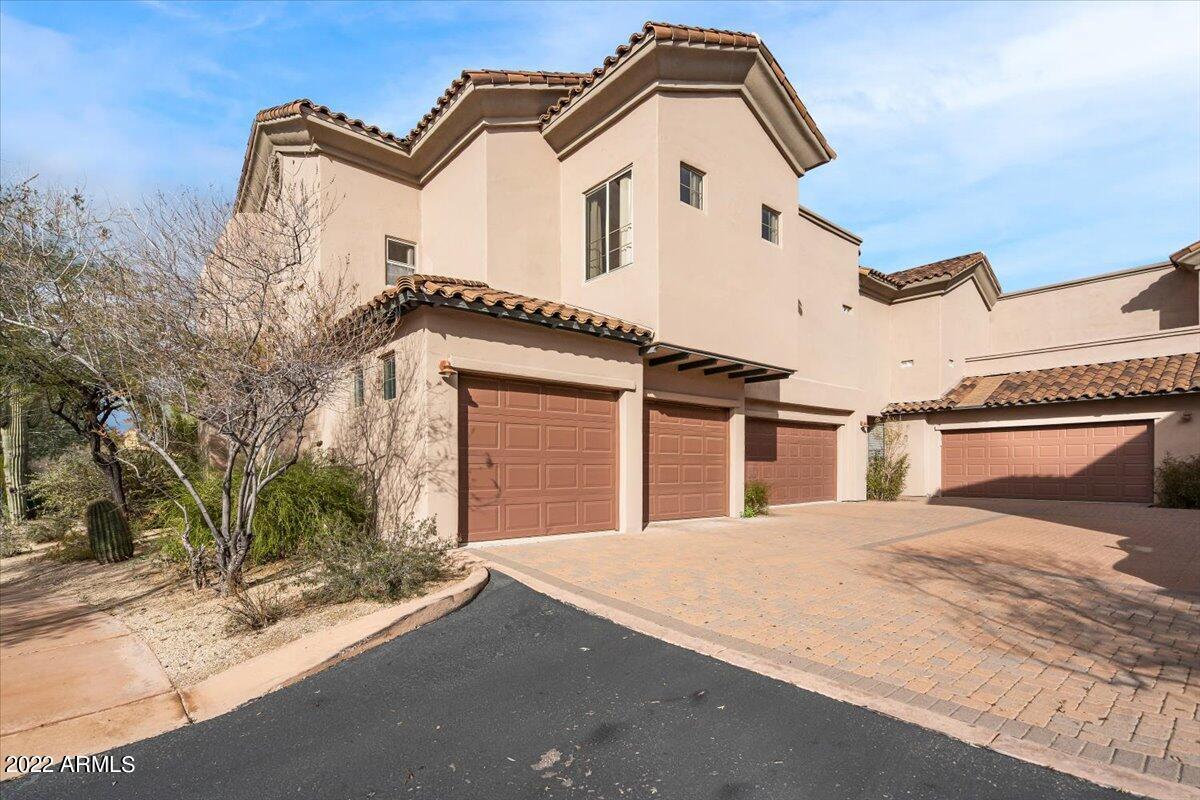 20801 N 90th Pl. #201, Scottsdale, AZ 85255