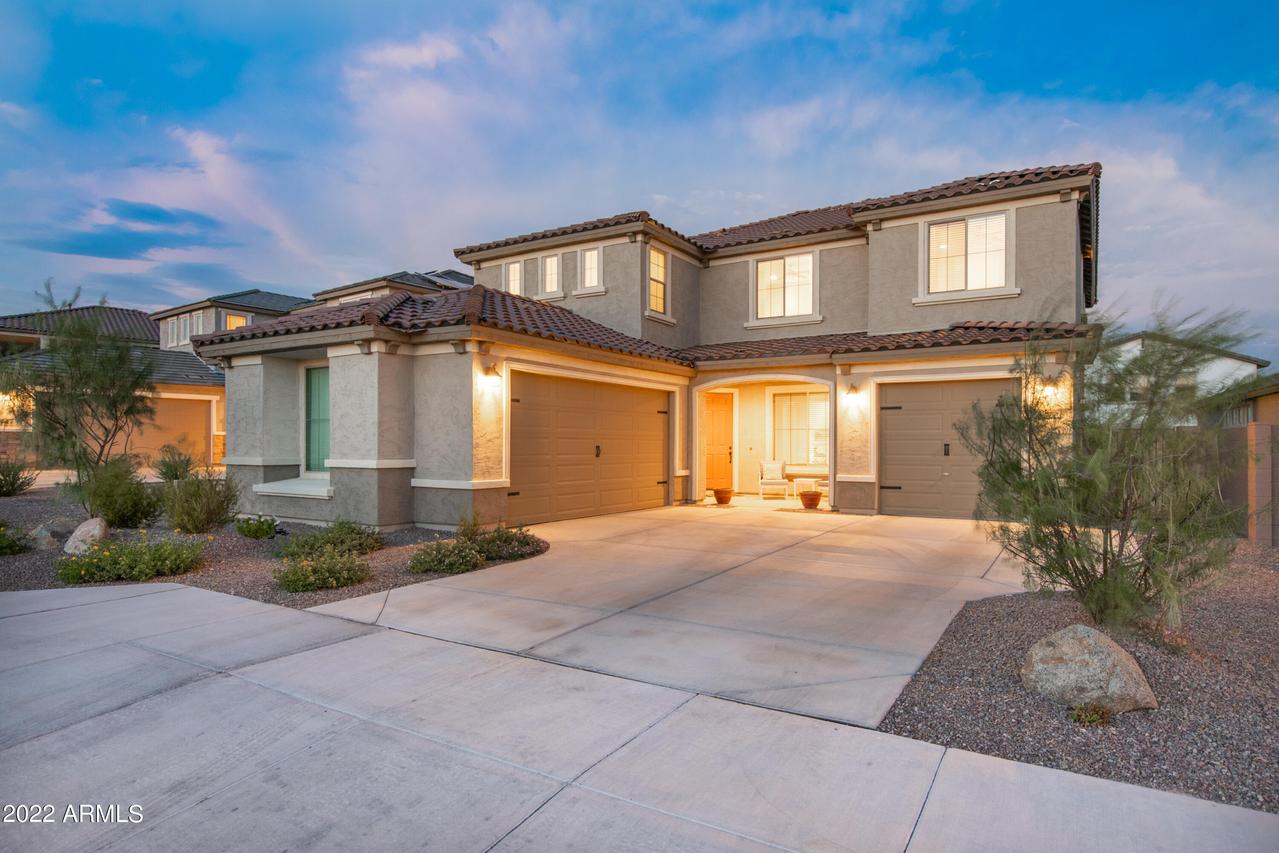 26967 N 70th Ln., Peoria, AZ 85383