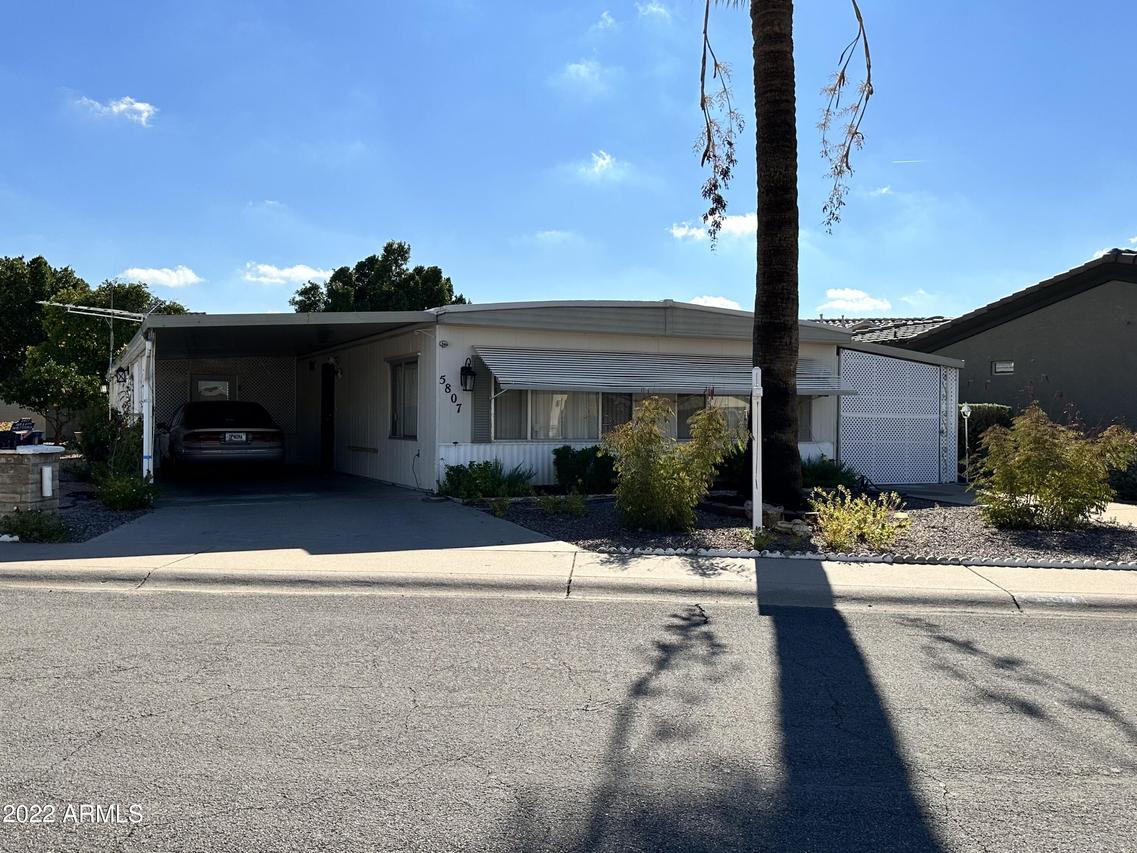 5807 E Leonora St., Mesa, AZ 85215
