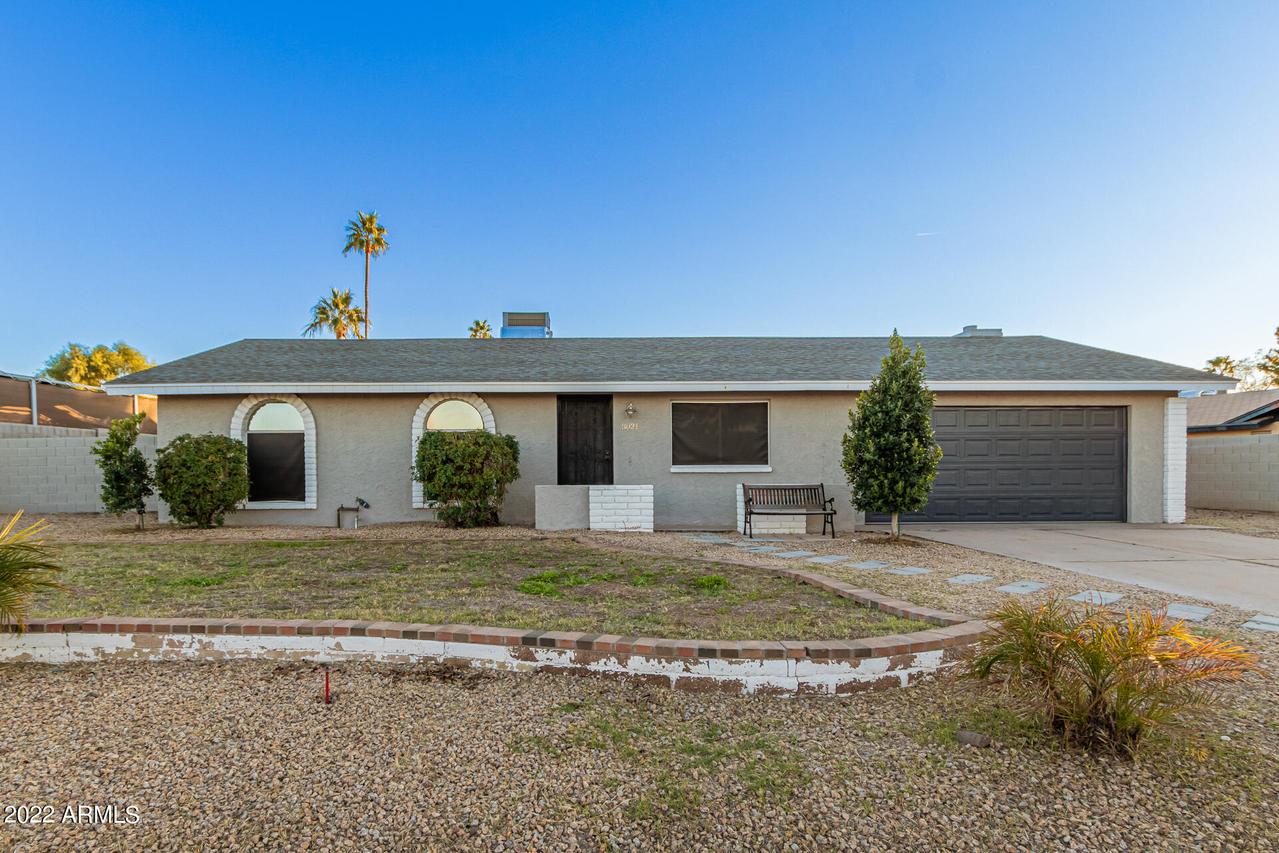 3021 E Des Moines St., Mesa, AZ 85213