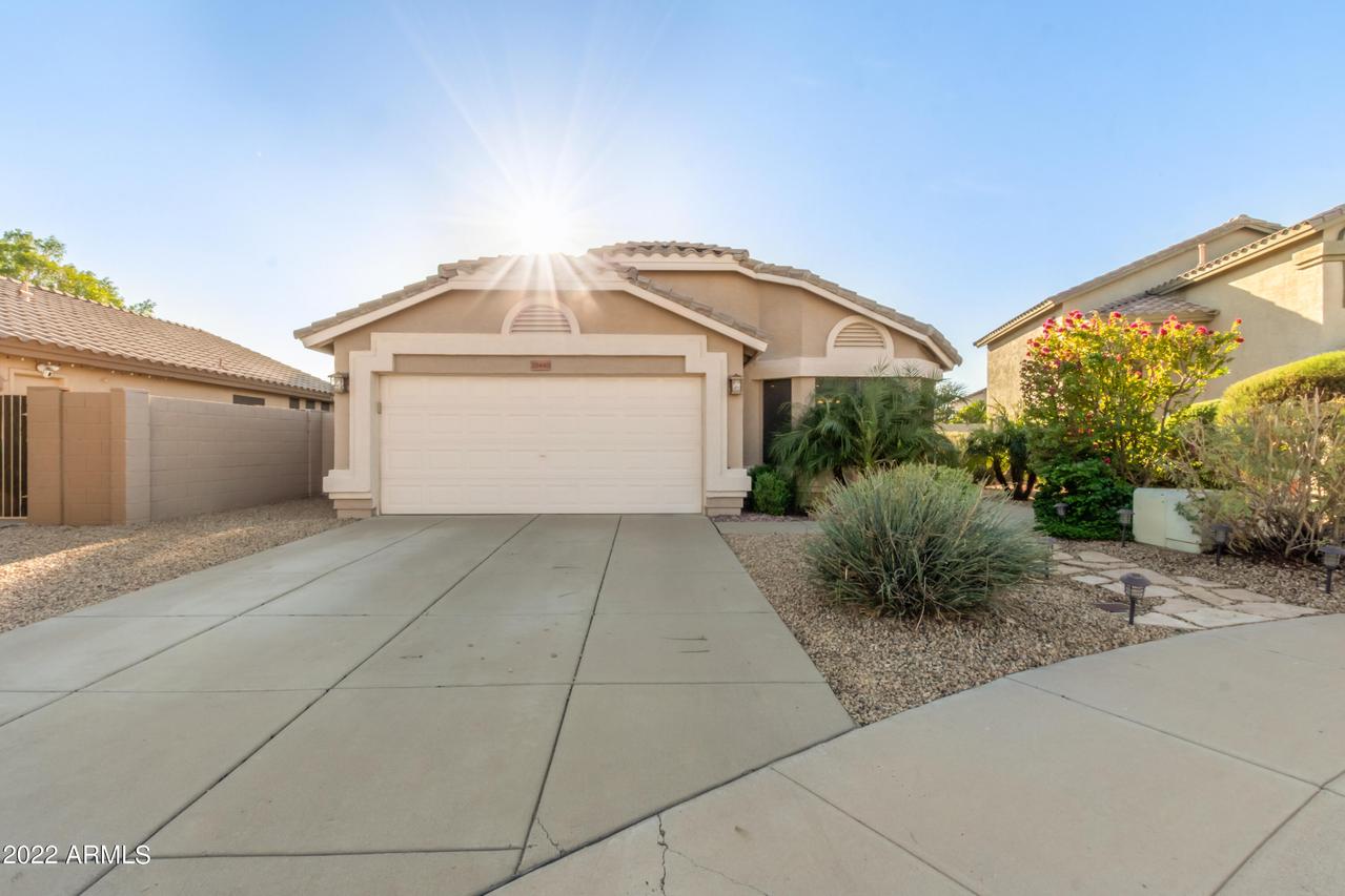20440 N 37th Dr., Glendale, AZ 85308