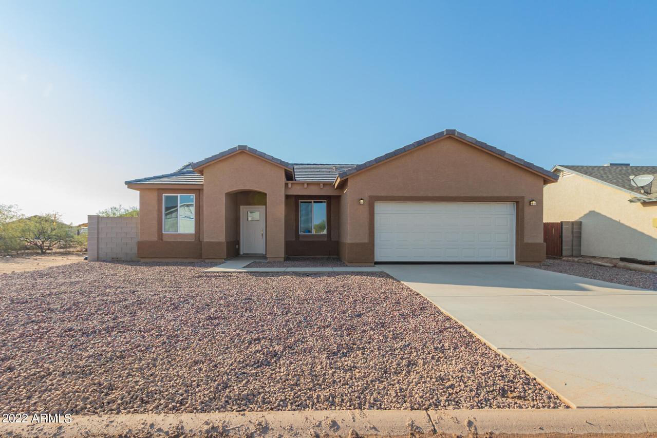 10785 W Arivaca Dr., Arizona City, AZ 85123