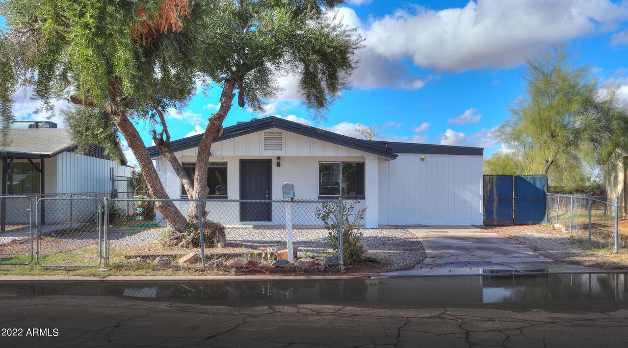 1004 N Campbell Dr., Casa Grande, AZ 85122