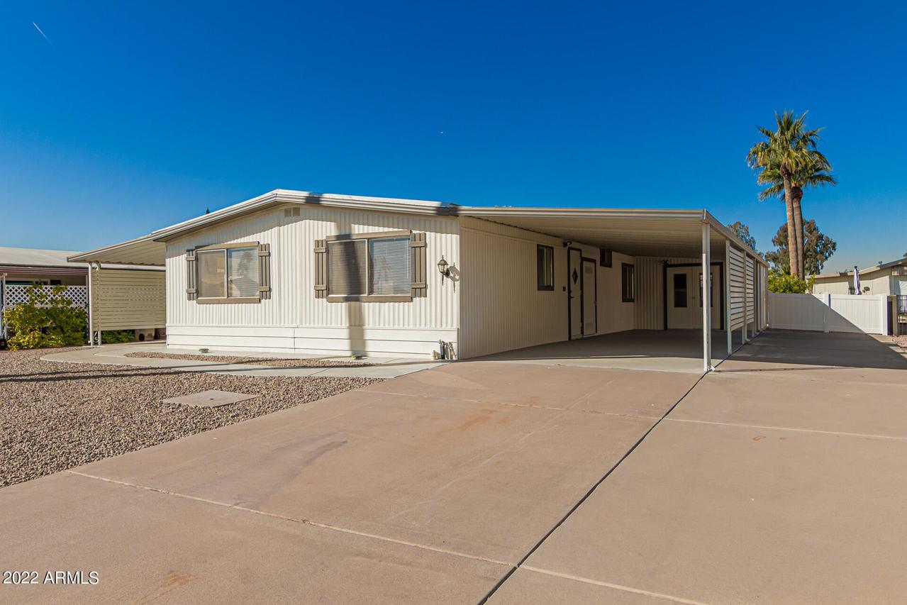 9116 E Cactus Ln., Sun Lakes, AZ 85248