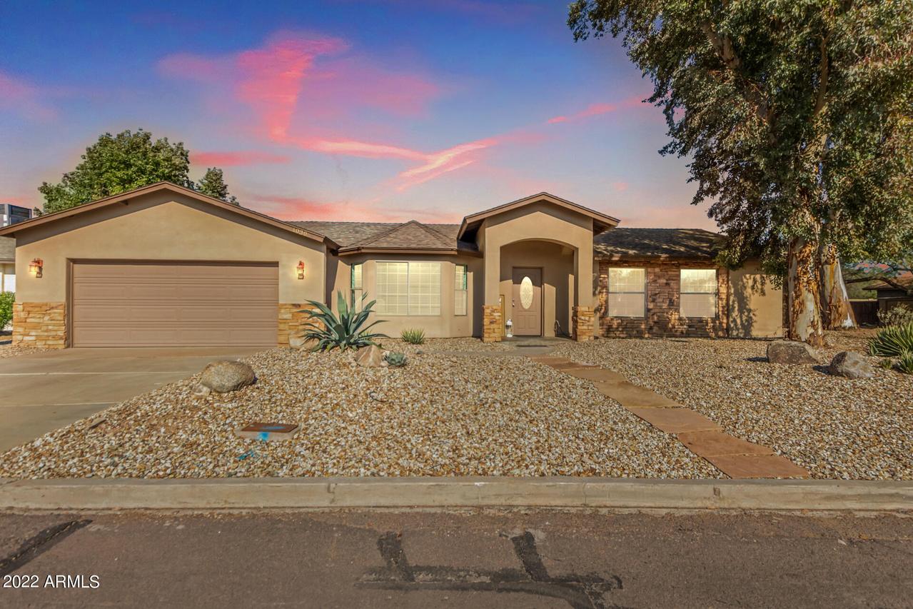 1030 E Village Circle Dr., Phoenix, AZ 85022